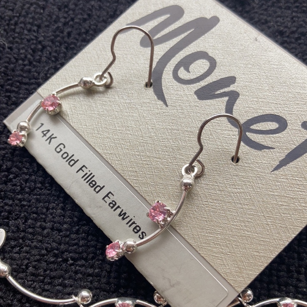 MONET pink ice crystal necklace & earring SET! - Picture 10 of 10
